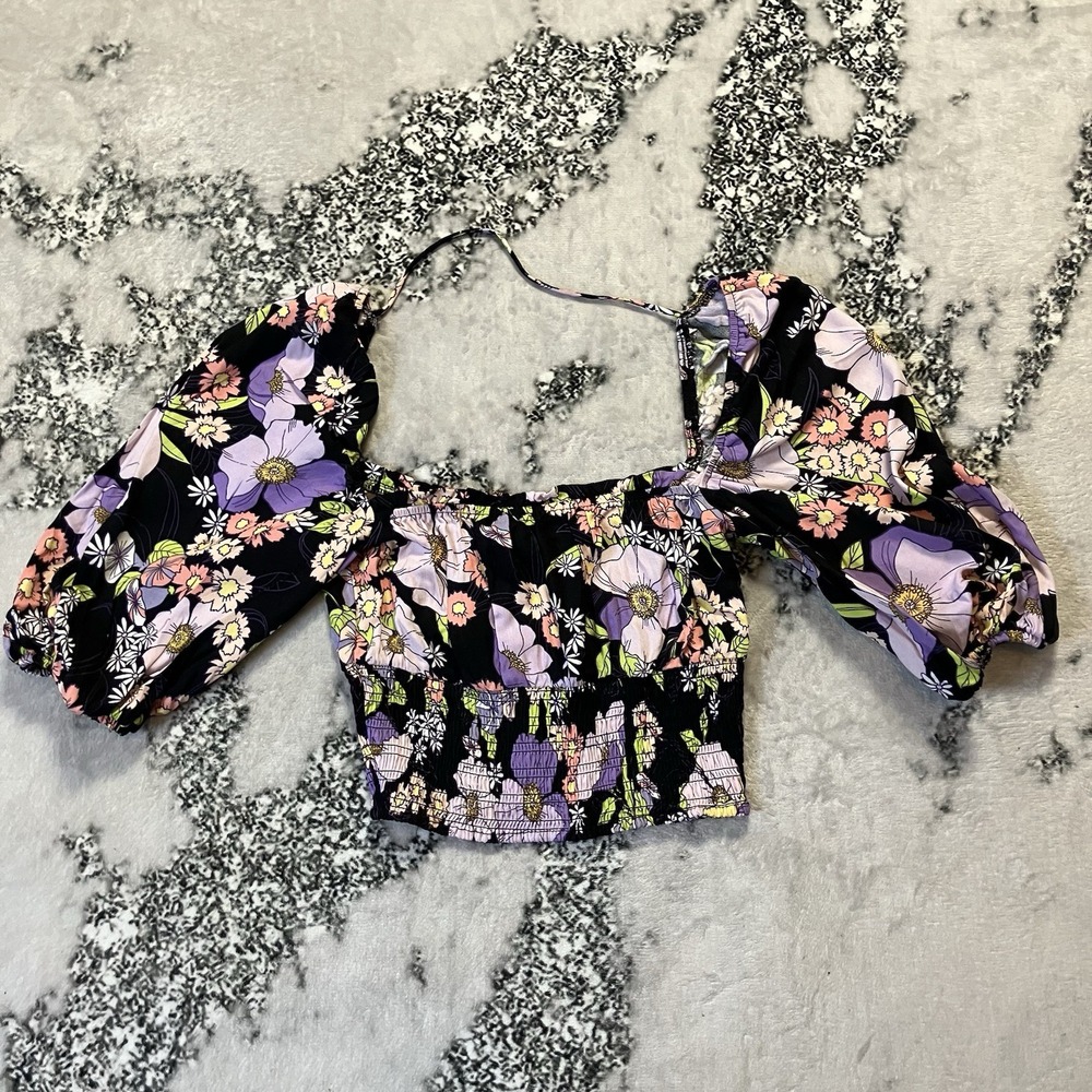 Afrm Shirt Womens Size Small Waverly‎ Black Floral Puff Sleeve Cropped Top